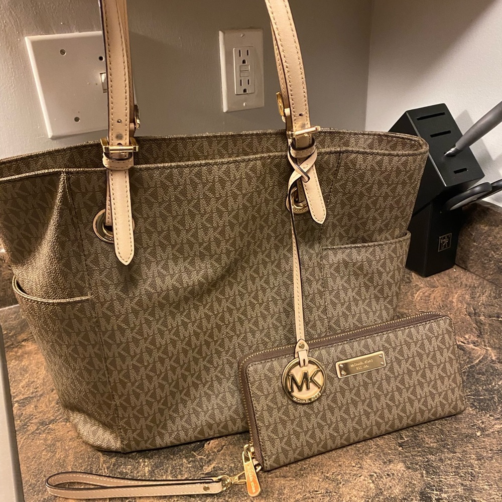 Michael Kors Purse